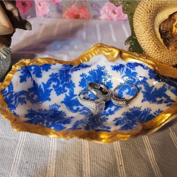 DECOUPAGE TRIDACNA SQUAMOSA SHELL - Picture 3 of 7